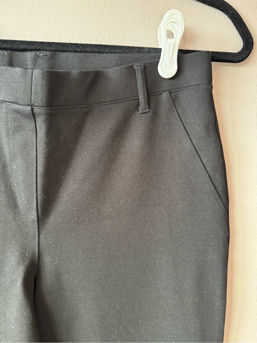 Quince Women’s Black Ultra-Stretch Ponte Straight Leg Pants Size Medium - Picture 5 of 8